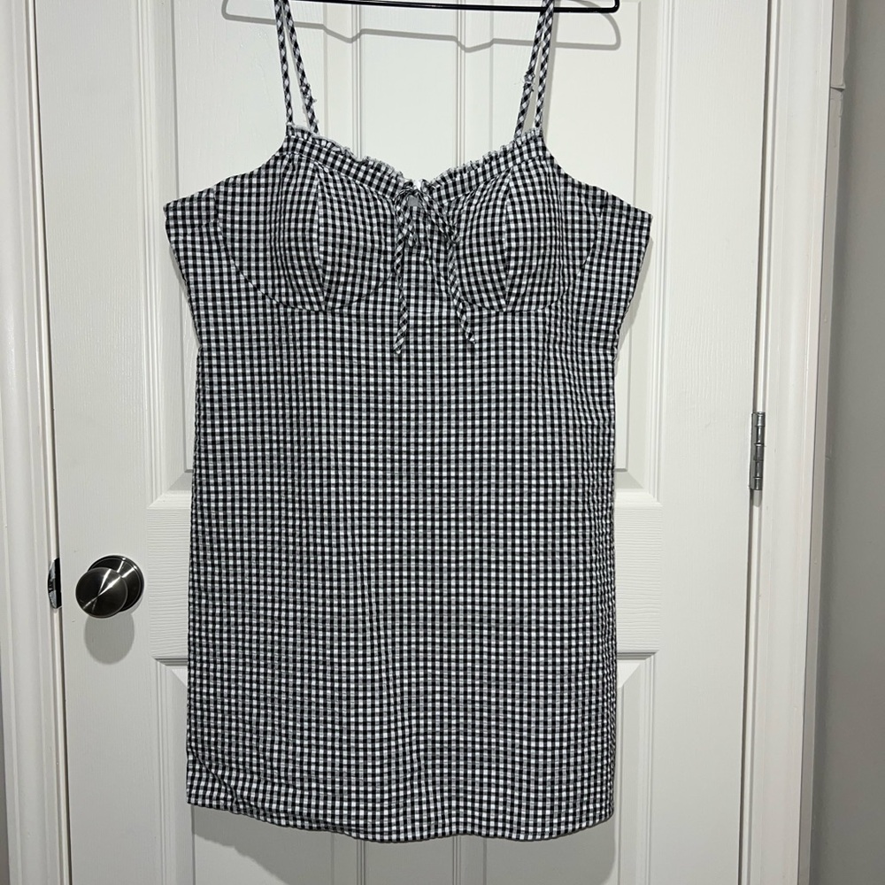Women's Black and White Checkered Top